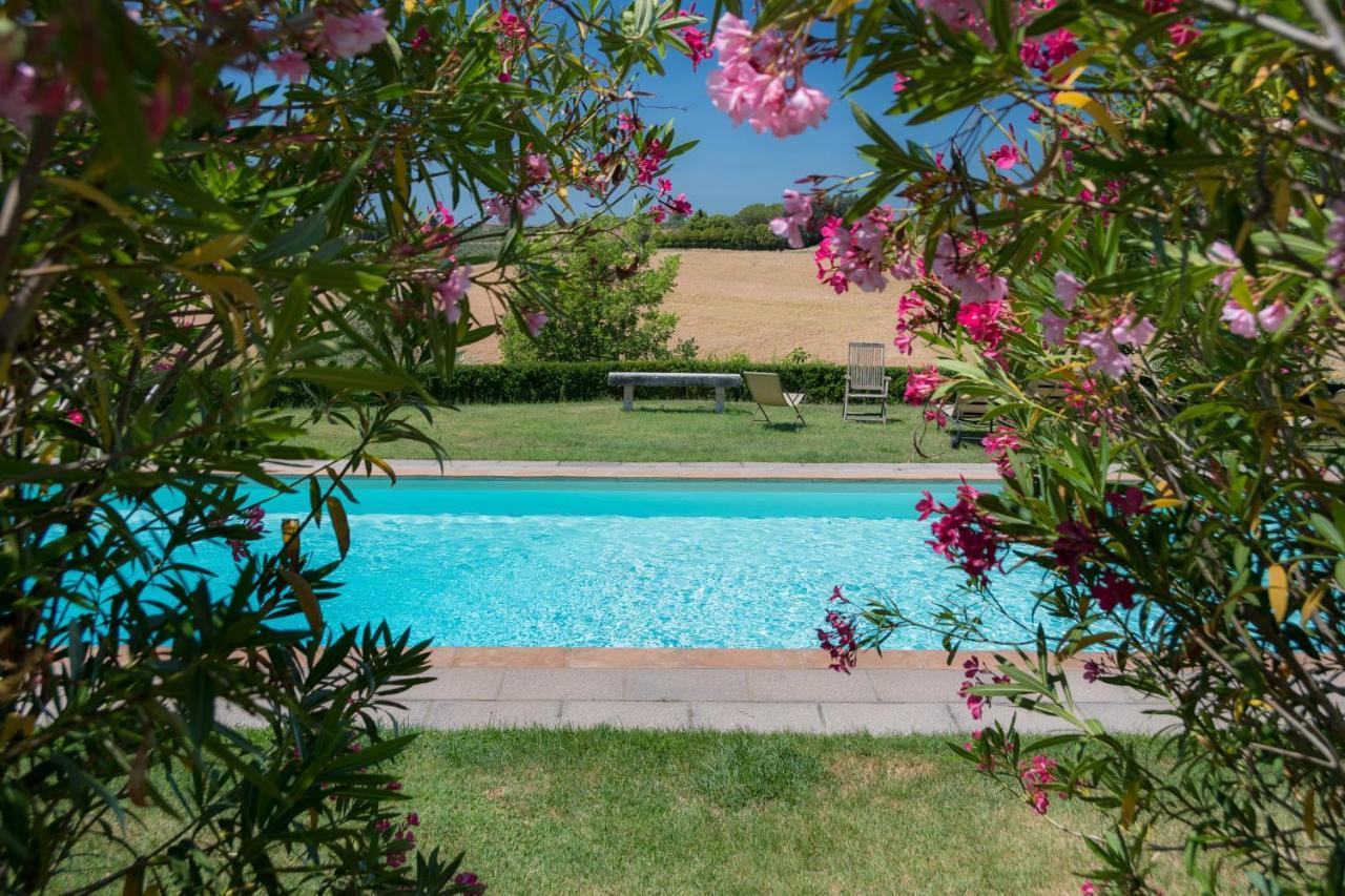 Villa La Lodola Фояно-делла-Кьяна Экстерьер фото